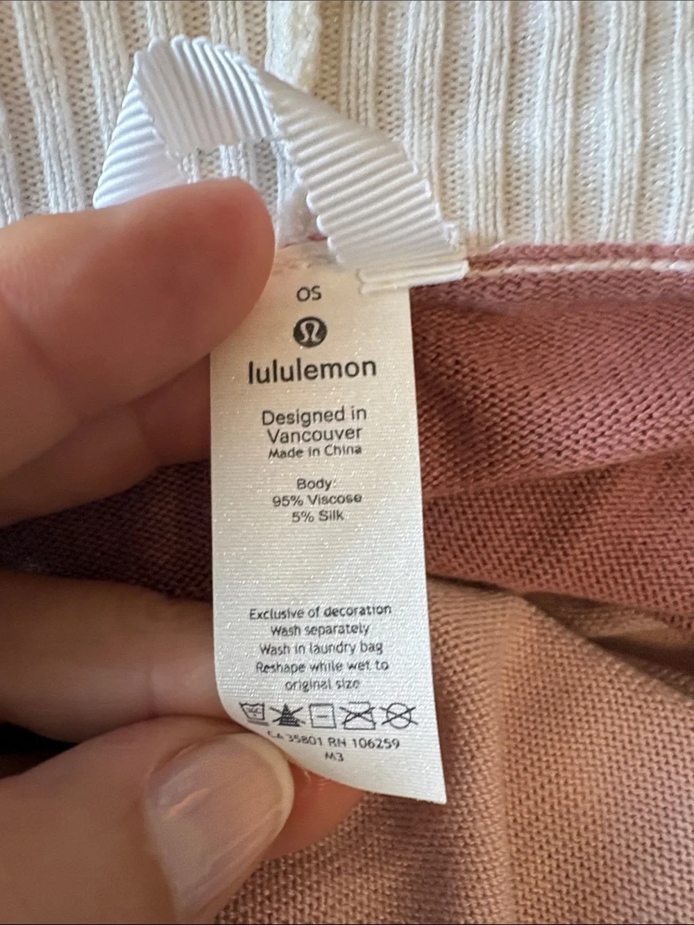lululemon Colorblock Open-Front Wrap in Dusty Pink & Light gray